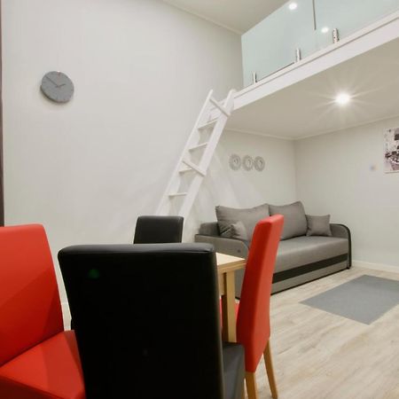 Standard Apartment By Hi5 - Csengery 3 บูดาเปสต์ ภายนอก รูปภาพ