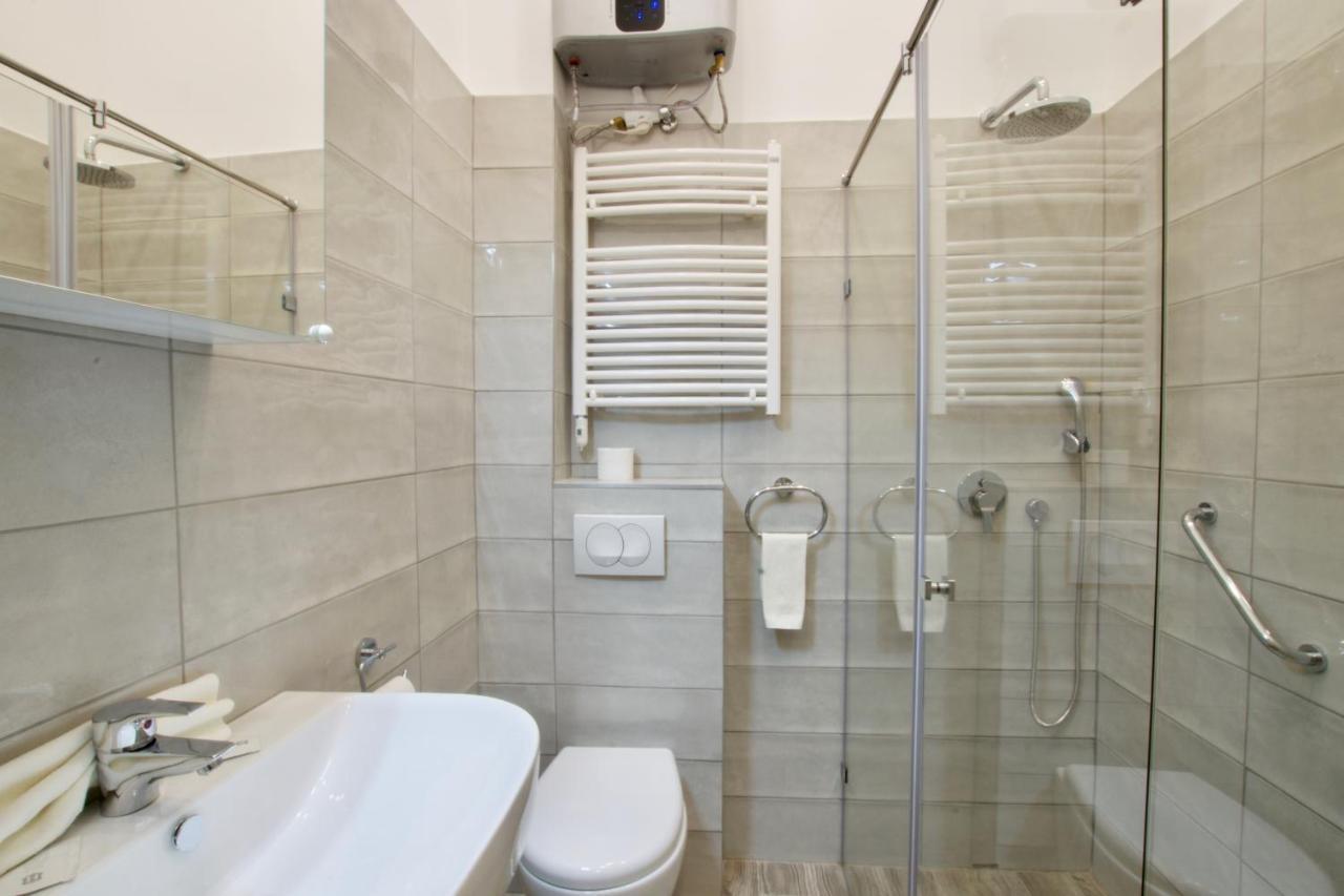 Standard Apartment By Hi5 - Csengery 3 บูดาเปสต์ ภายนอก รูปภาพ